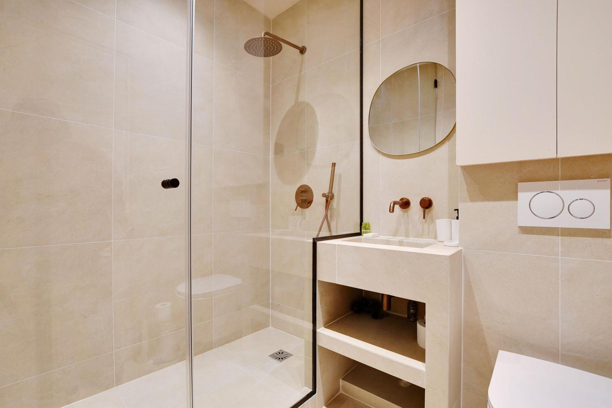 Apartment Amazing Duplex - 5br-12p - Montorgueil Paris